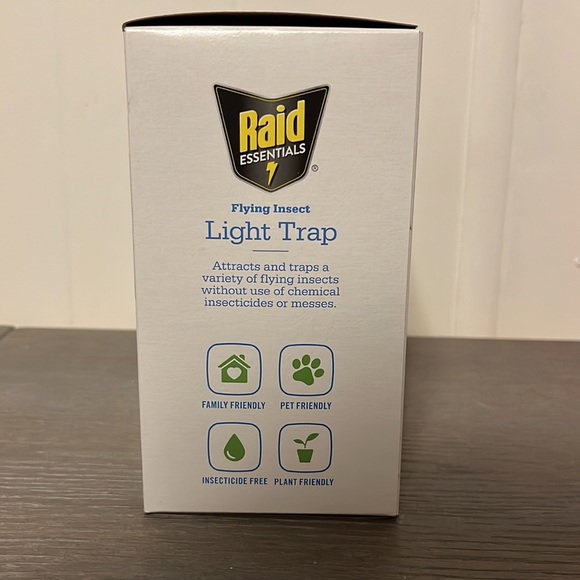 NEW Raid Essentials Flying Insect Light Trap Starter Kit - Picture 2 of 6